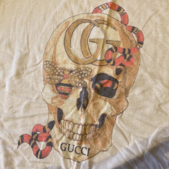 Tshirt - Picture 2 of 2